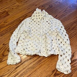 Laurie B. Woman’s Cream Cardigan Size S